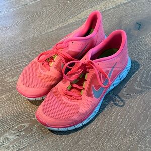 Nike Women's Vibrant Pink Athletic Shoes